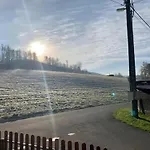 In Zator Near Je T D *